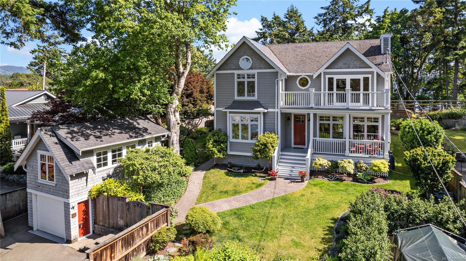 $1,375,000 - 5026 Genoa Bay Rd<br>British Columbia, V9L 5Y6