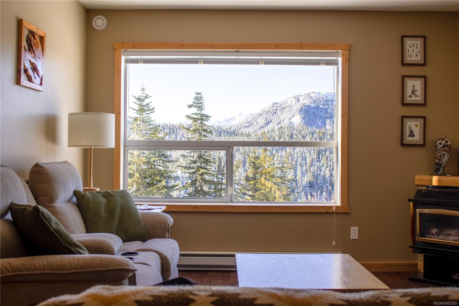 $269,900 - 1105 Henry Rd<br>British Columbia, V9J 1L0