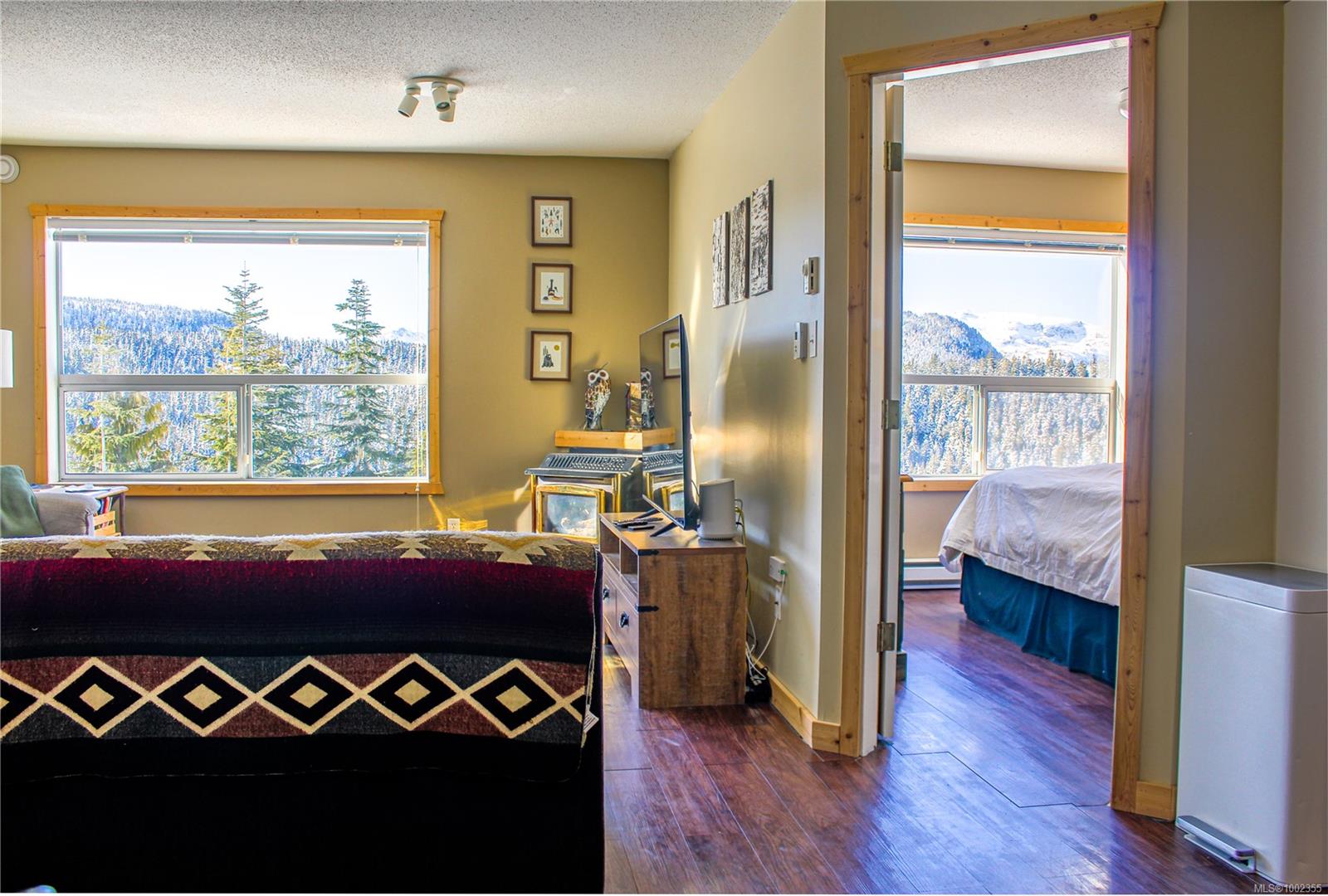 $269,900 - 1105 Henry Rd<br>British Columbia, V9J 1L0