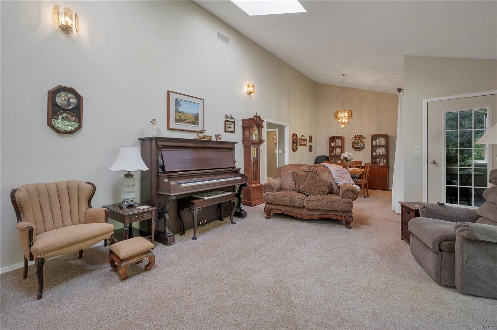 $784,000 - 330 Cottonwood Dr<br>British Columbia, V9W 6P5