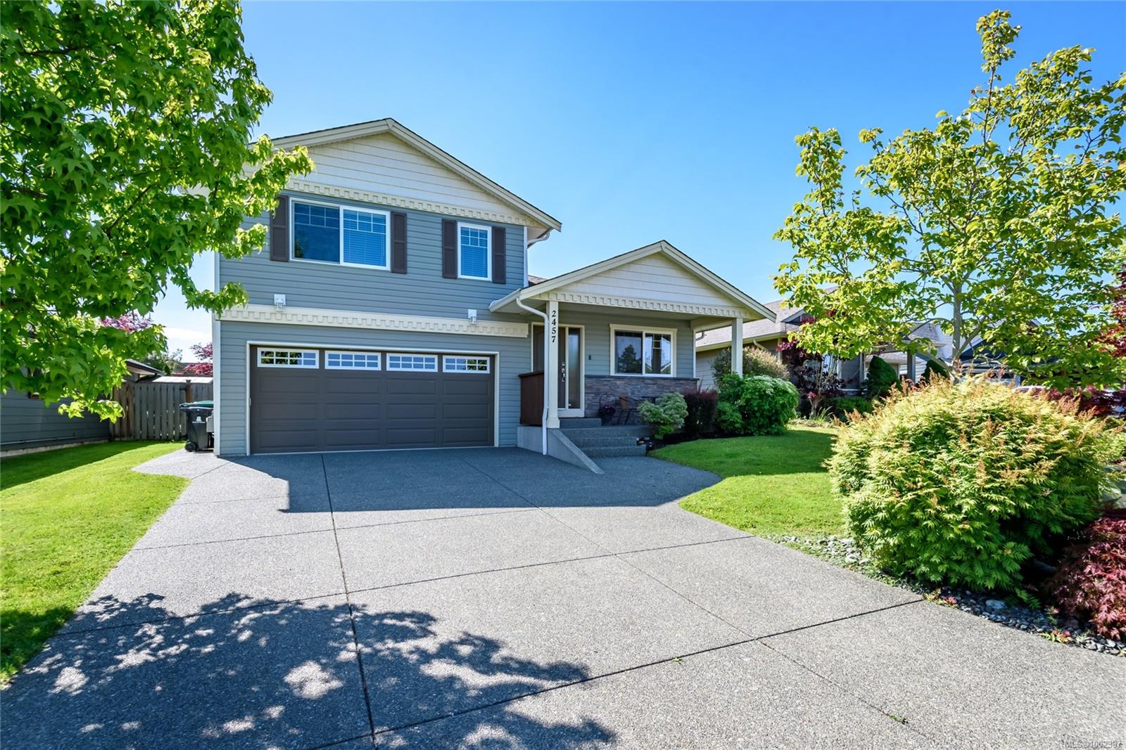 $925,000 - 2457 Canuck Pl<br>British Columbia, V9M 0A2