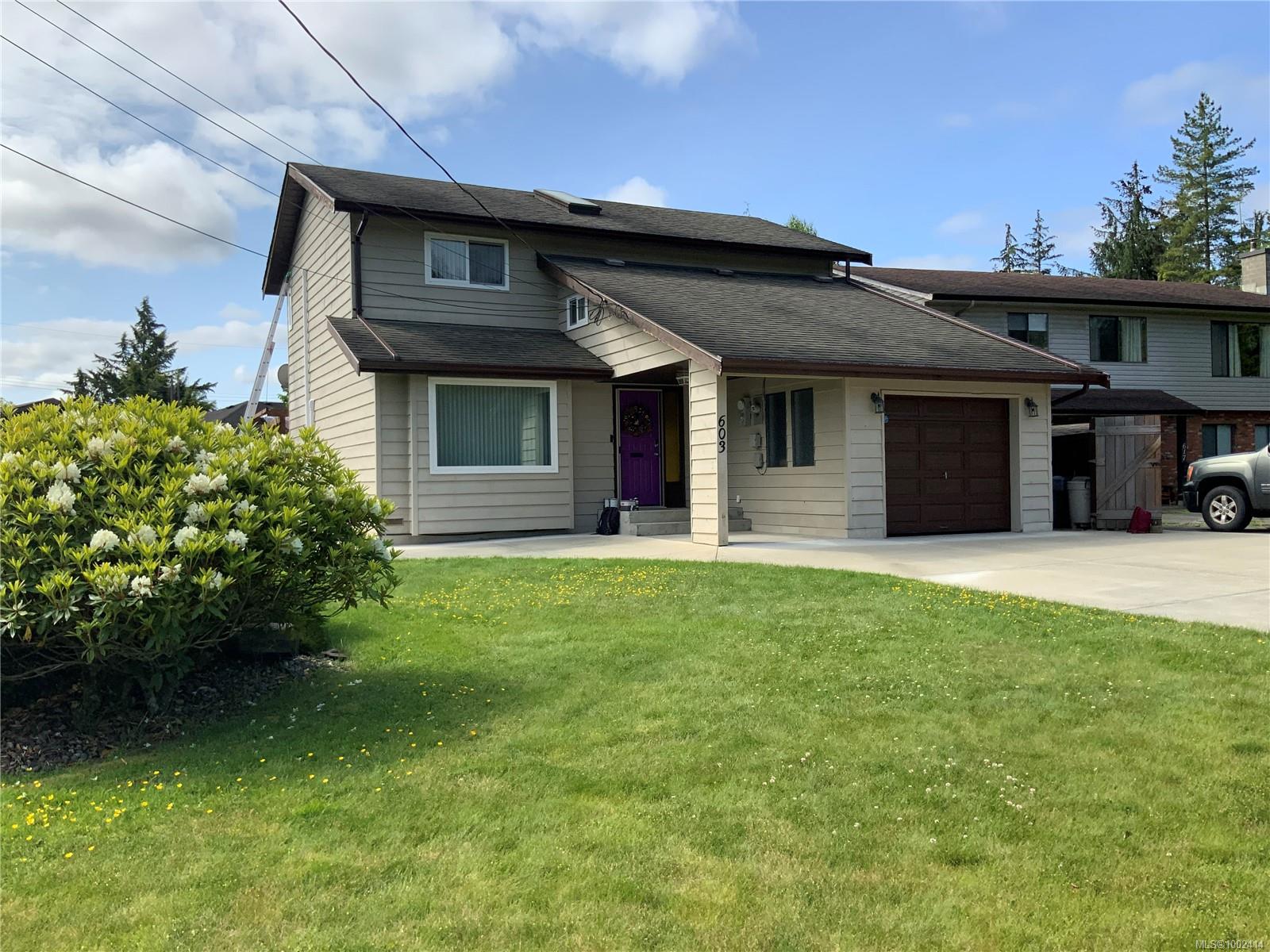 $649,900 - 603 Pine Rd<br>British Columbia, V9W 6M9