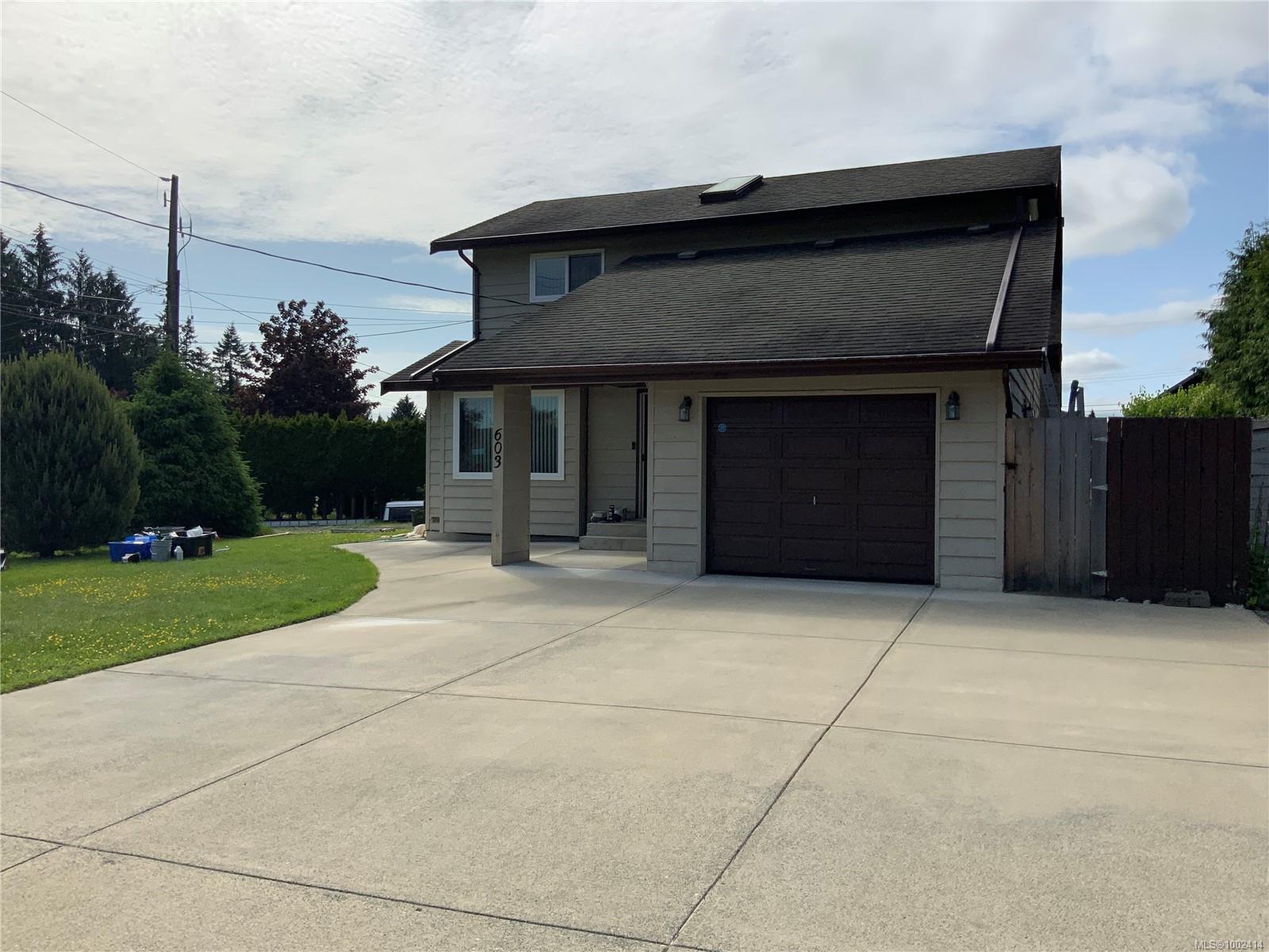 $649,900 - 603 Pine Rd<br>British Columbia, V9W 6M9