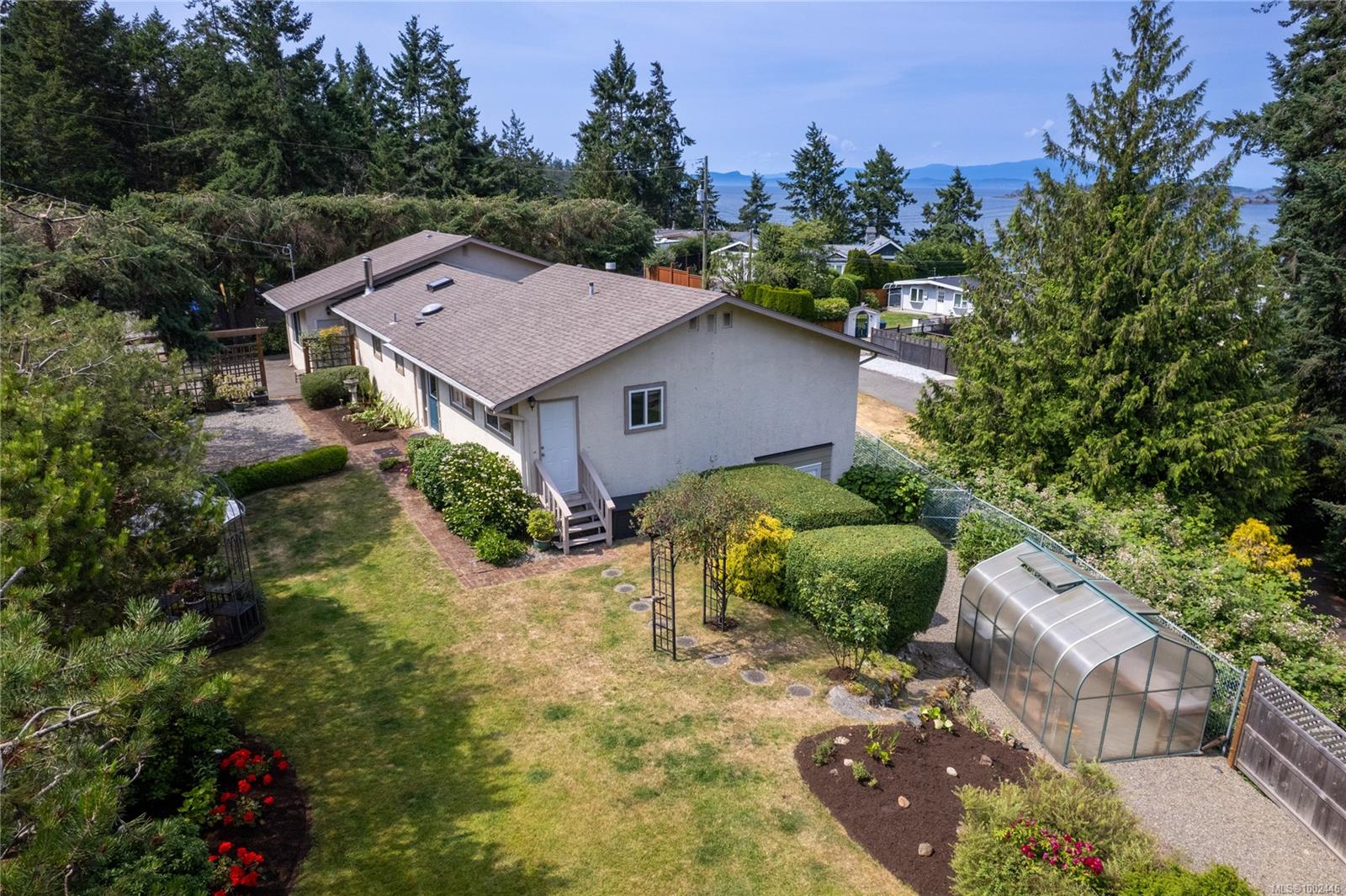 $1,075,000 - 3022 Park Pl<br>British Columbia, V9P 9J3