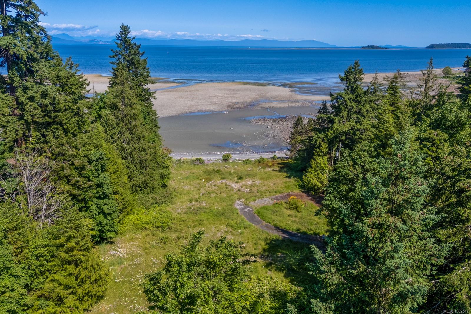 $1,950,000 - 4218 Island Hwy<br>British Columbia, V9N 9R8