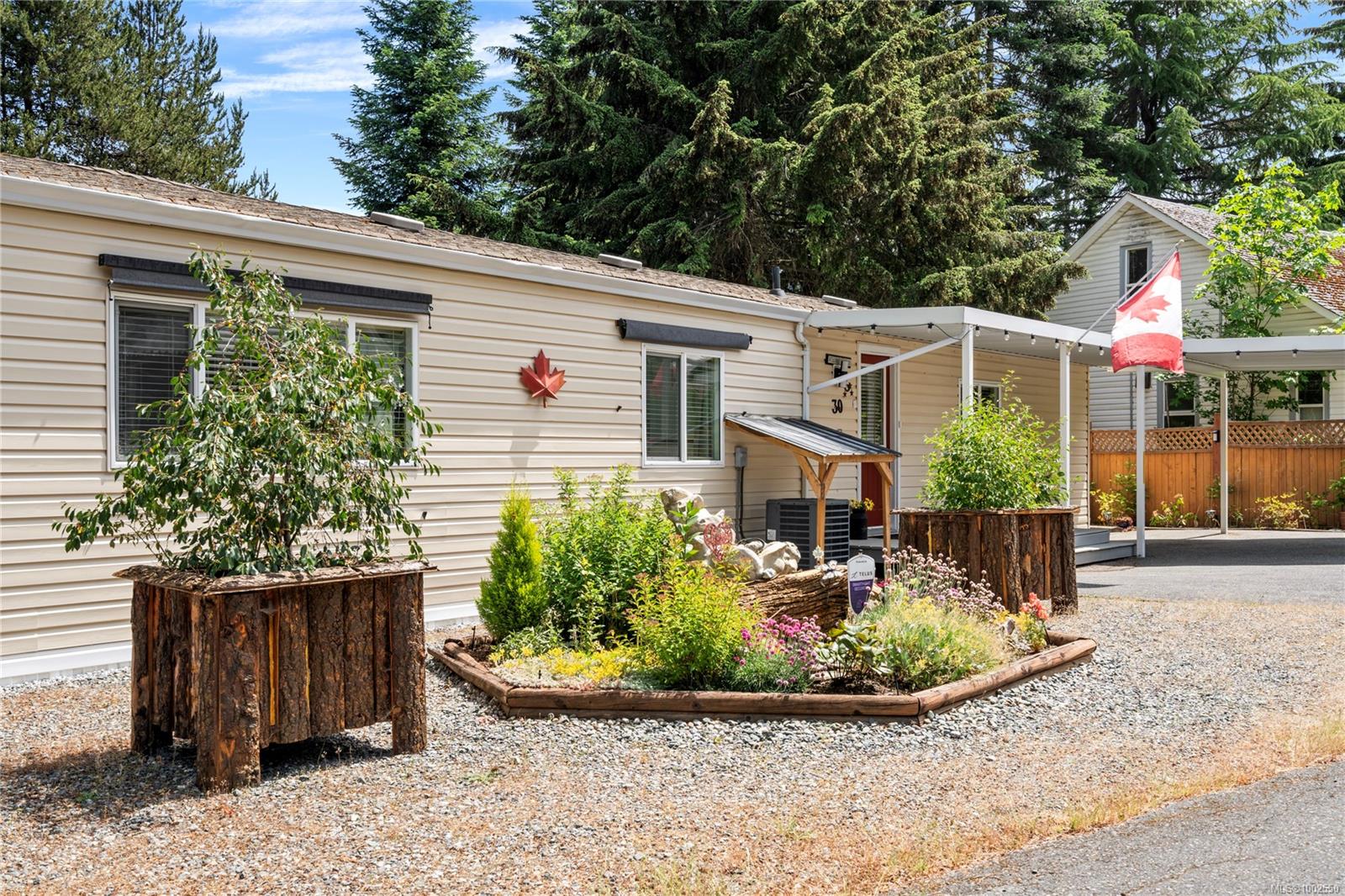 $288,000 - 5150 Christie Rd<br>British Columbia, V9G 1J2