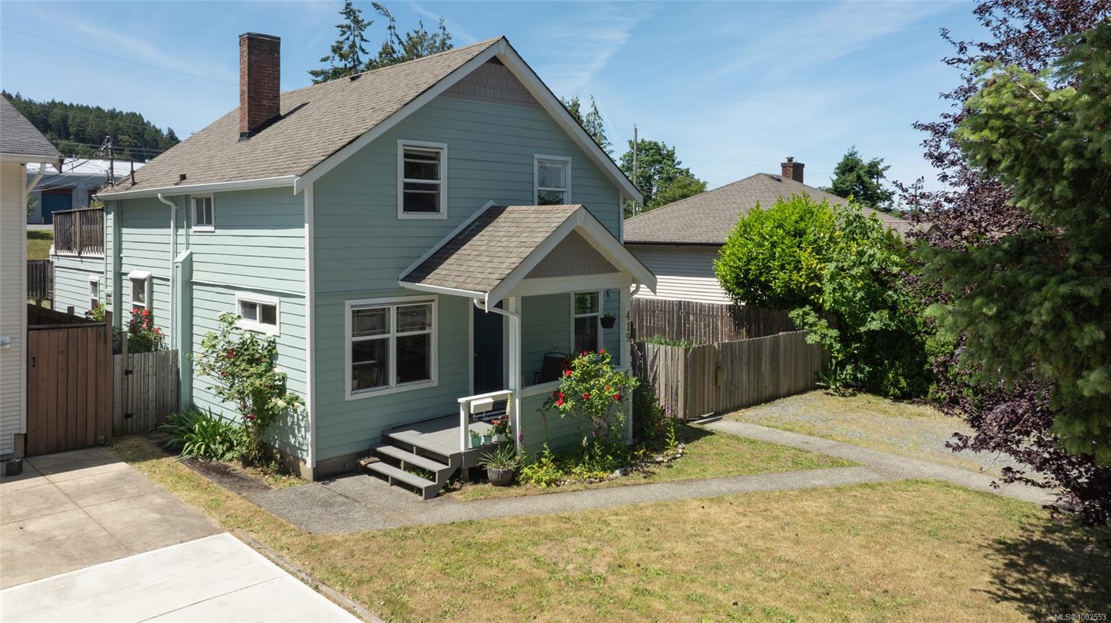 419 Hillcrest Ave, Na University District real estate property for sale in Nanaimo British Columbia, V9R 3M2