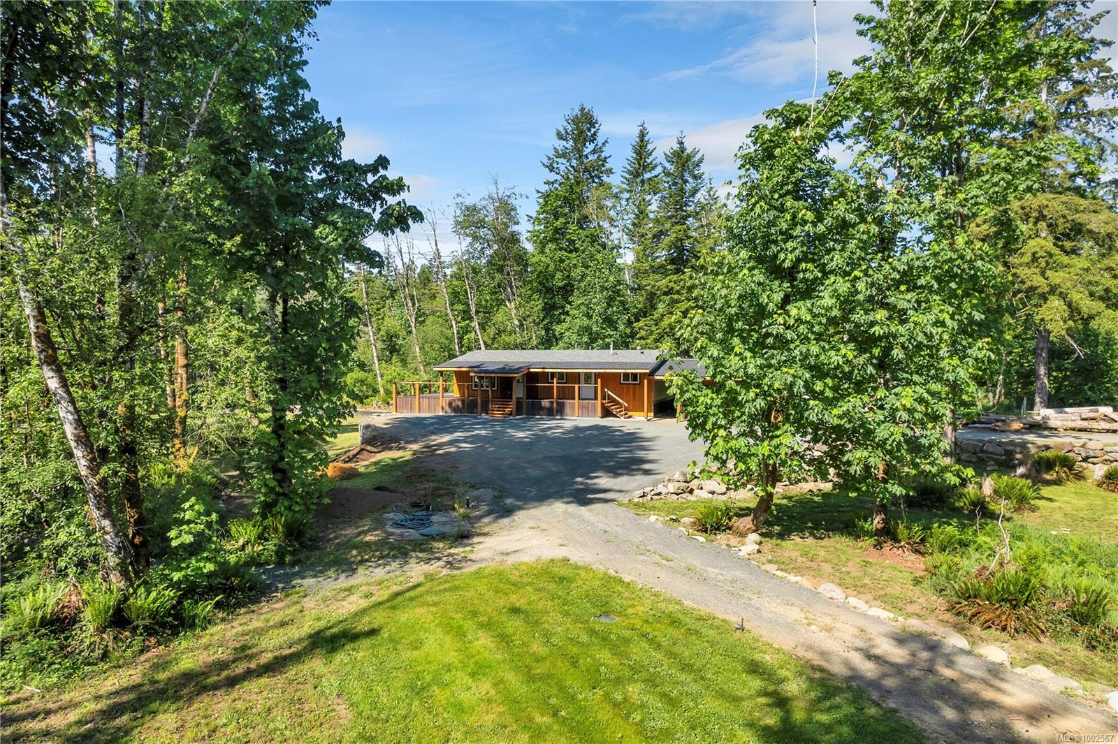 $1,398,800 - 3785 Woodhus Rd<br>British Columbia, V9H 1B3