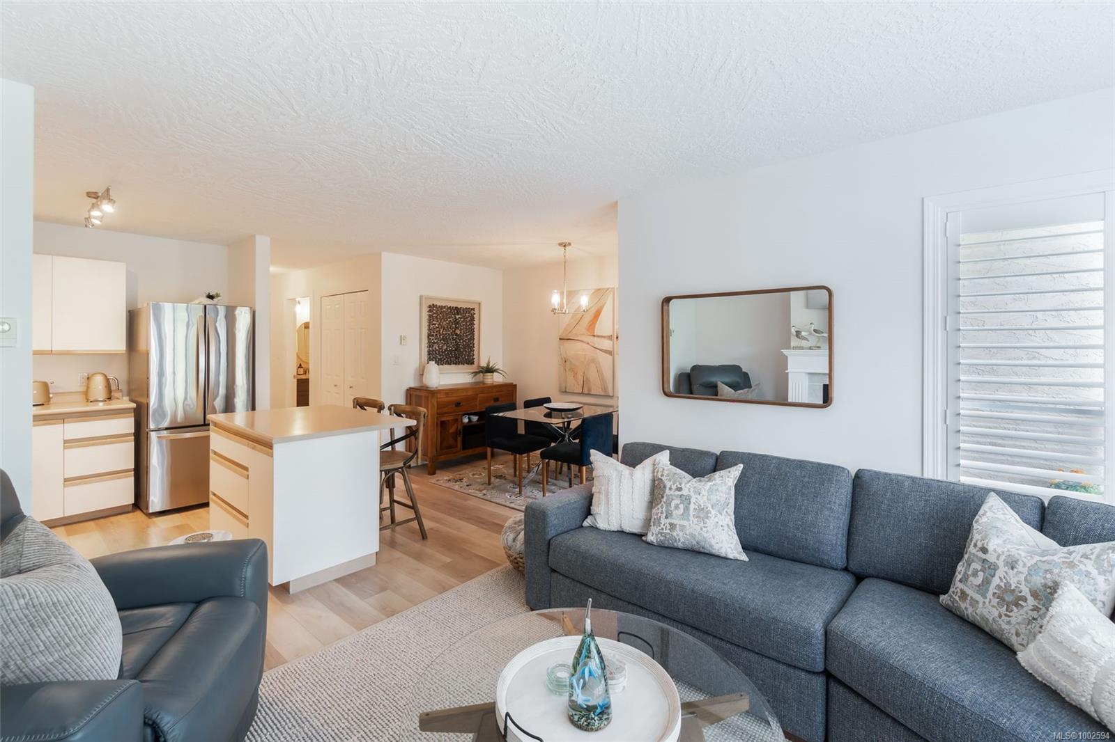 $427,000 - 4969 Wills Rd<br>British Columbia, V9T 2K4