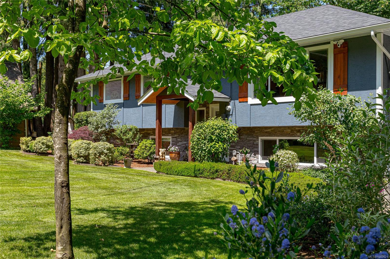 $1,249,000 - 4724 Fairbridge Dr<br>British Columbia, V9L 6N8
