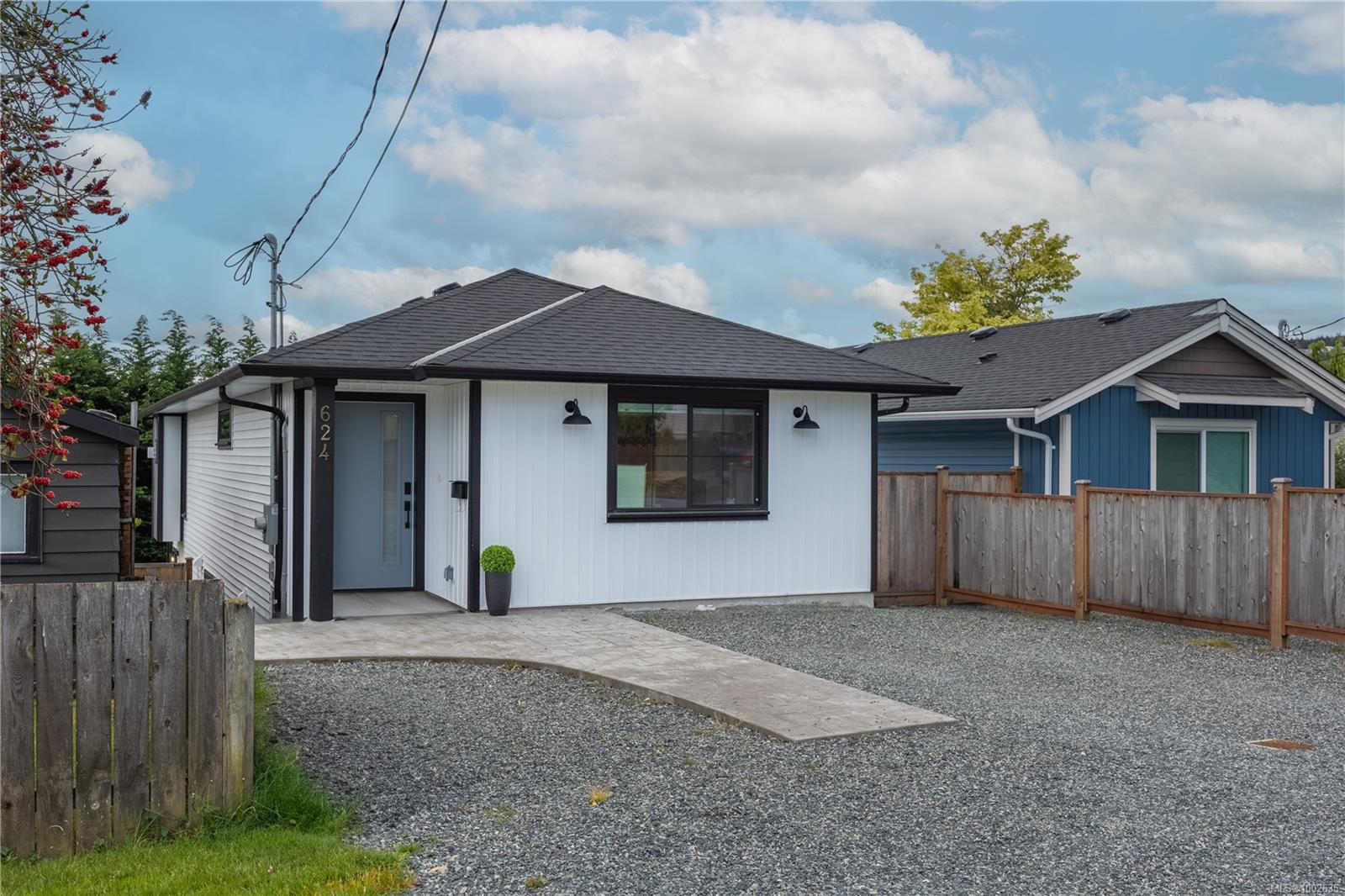 624 First St, Na University District real estate property for sale in Nanaimo British Columbia, V9R 1Z2