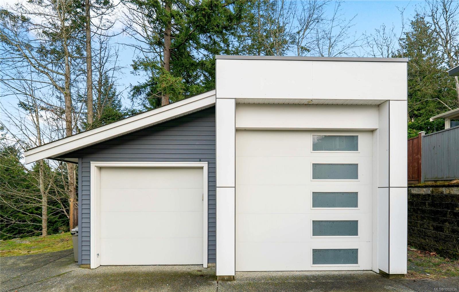 $975,000 - 4981 Dunn Pl<br>British Columbia, V9T 0J2