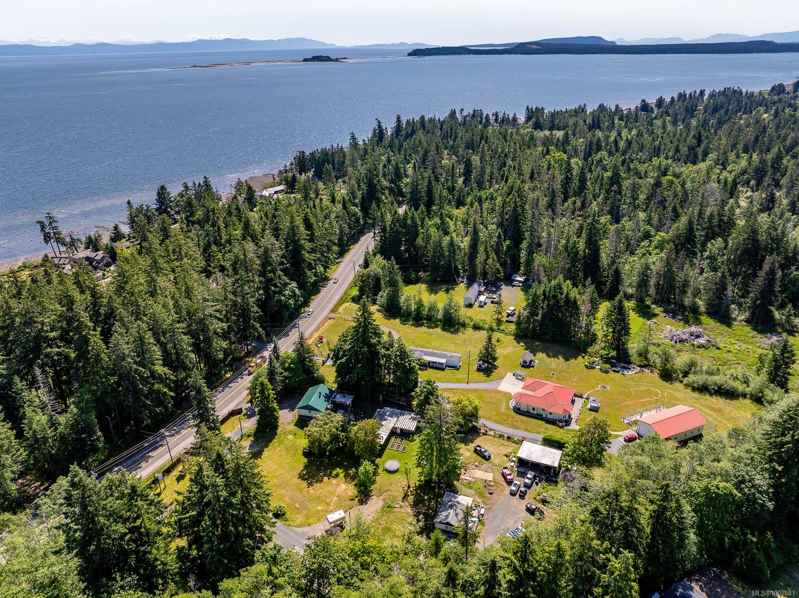 $915,000 - 4399 Island Hwy<br>British Columbia, V9N 9T1