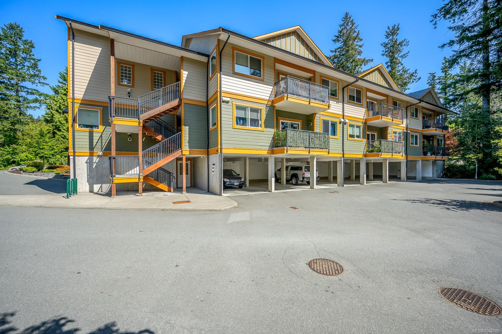 $424,900 - 1577 Dingwall Rd<br>British Columbia, V9N 3S8