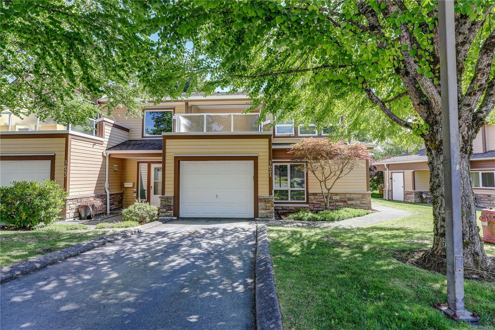 $499,000 - 1621 Creekside Dr<br>British Columbia, V9S 5V8