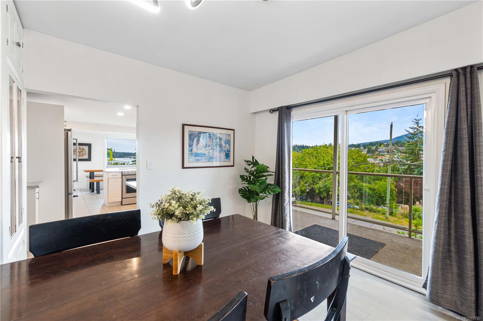 $899,000 - 1481 Sherwood Dr<br>British Columbia, V9T 1G8