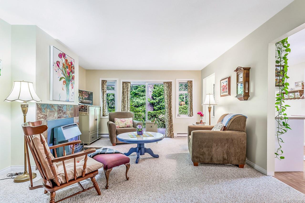 $389,900 - 238 Bowlsby St<br>British Columbia, V9R 5K1