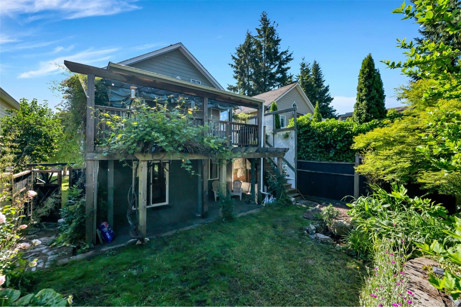 $875,000 - 2336 Hoylake Cres<br>British Columbia, V9B 6K5