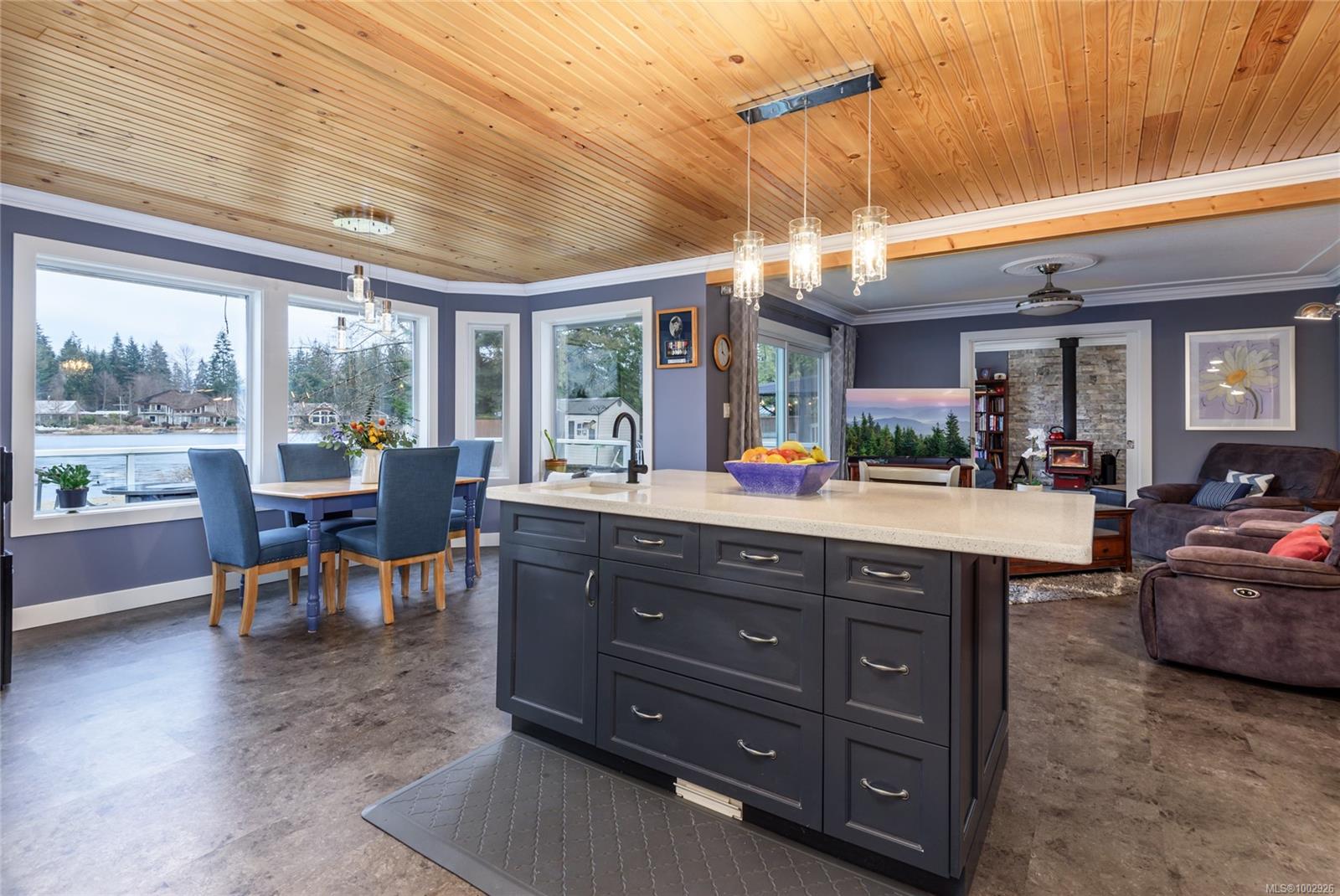 $1,147,000 - 9536 Martin Park Dr<br>British Columbia, V9J 1C3