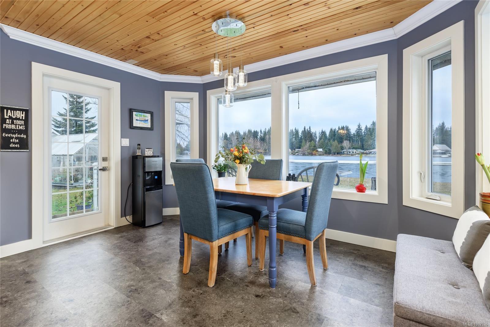 $1,147,000 - 9536 Martin Park Dr<br>British Columbia, V9J 1C3