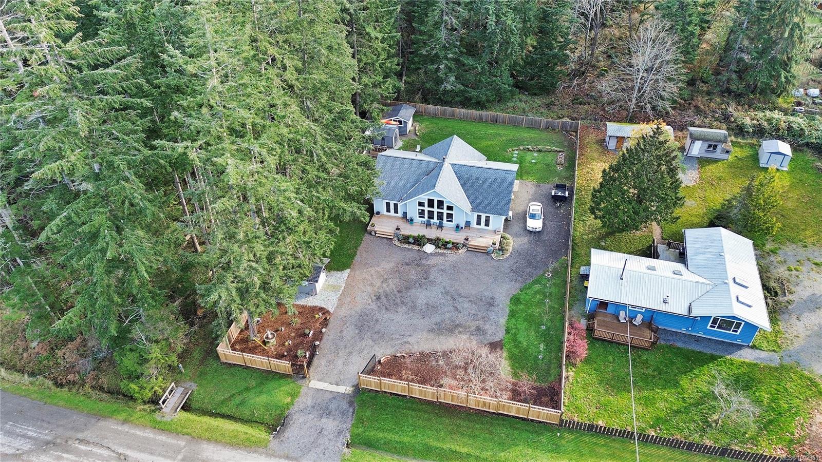 $969,900 - 750 Captain Ahab's Terr<br>British Columbia, V0R 1X5