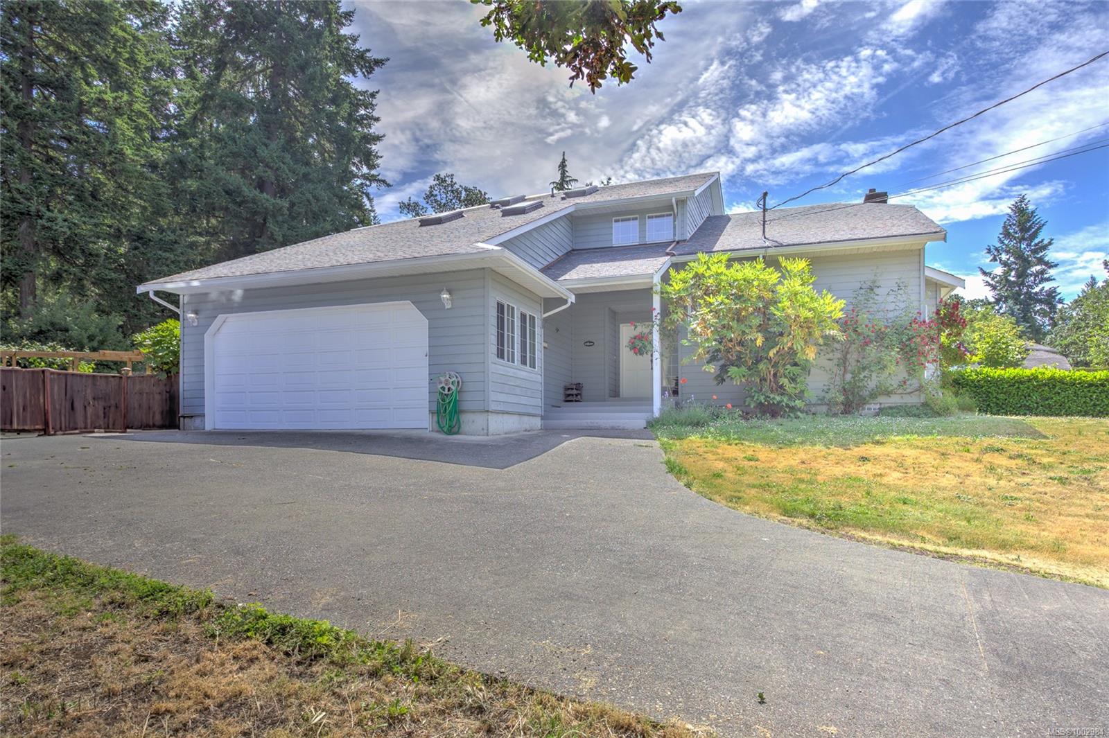 $850,000 - 6431 Abbey Rd<br>British Columbia, V9L 5S1
