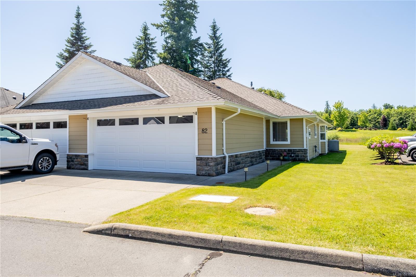 $672,900 - 2006 Sierra Dr<br>British Columbia, V9H 1V6