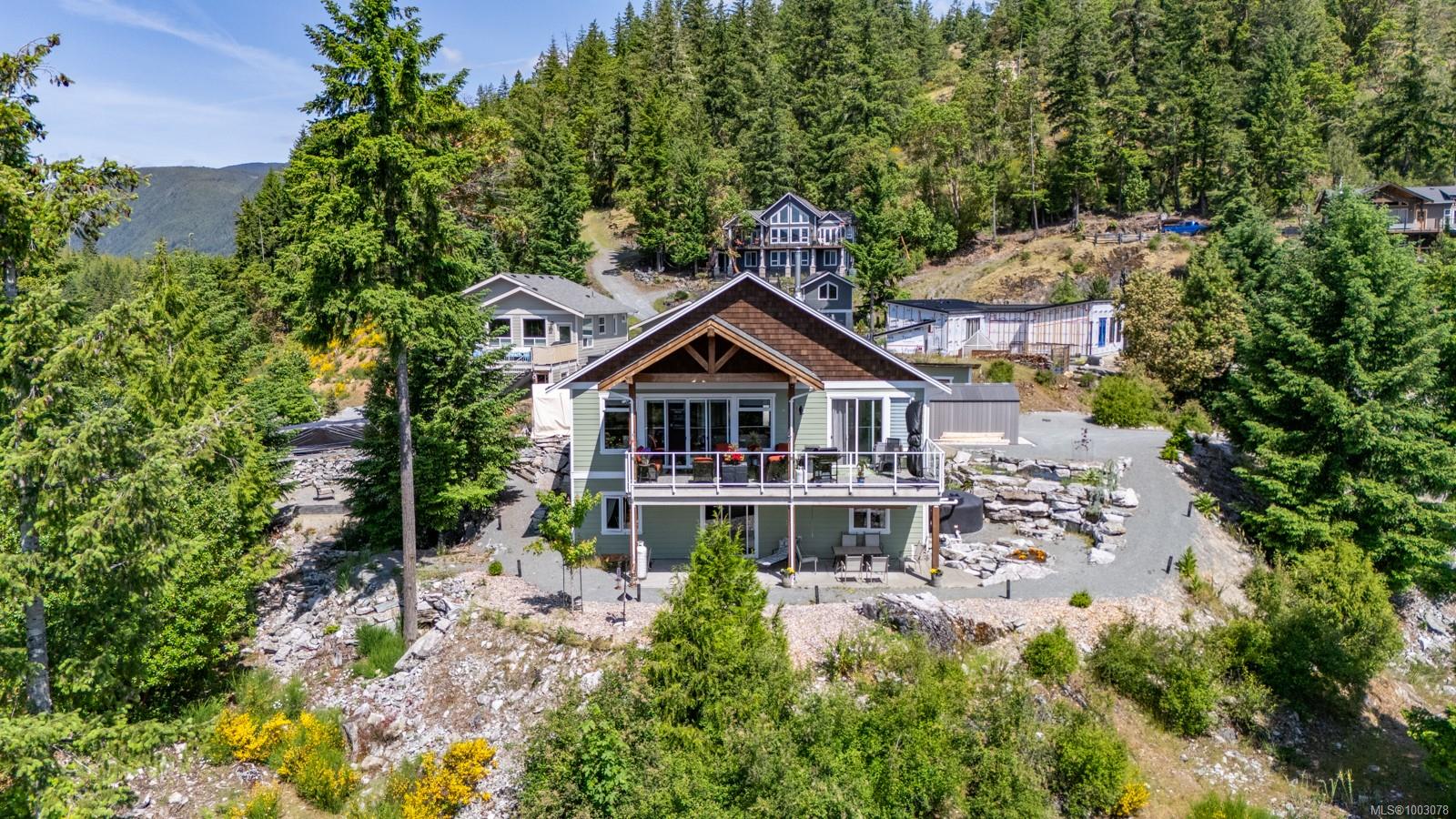 $934,000 - 7454 Teal Crt<br>British Columbia, V0R 2G1