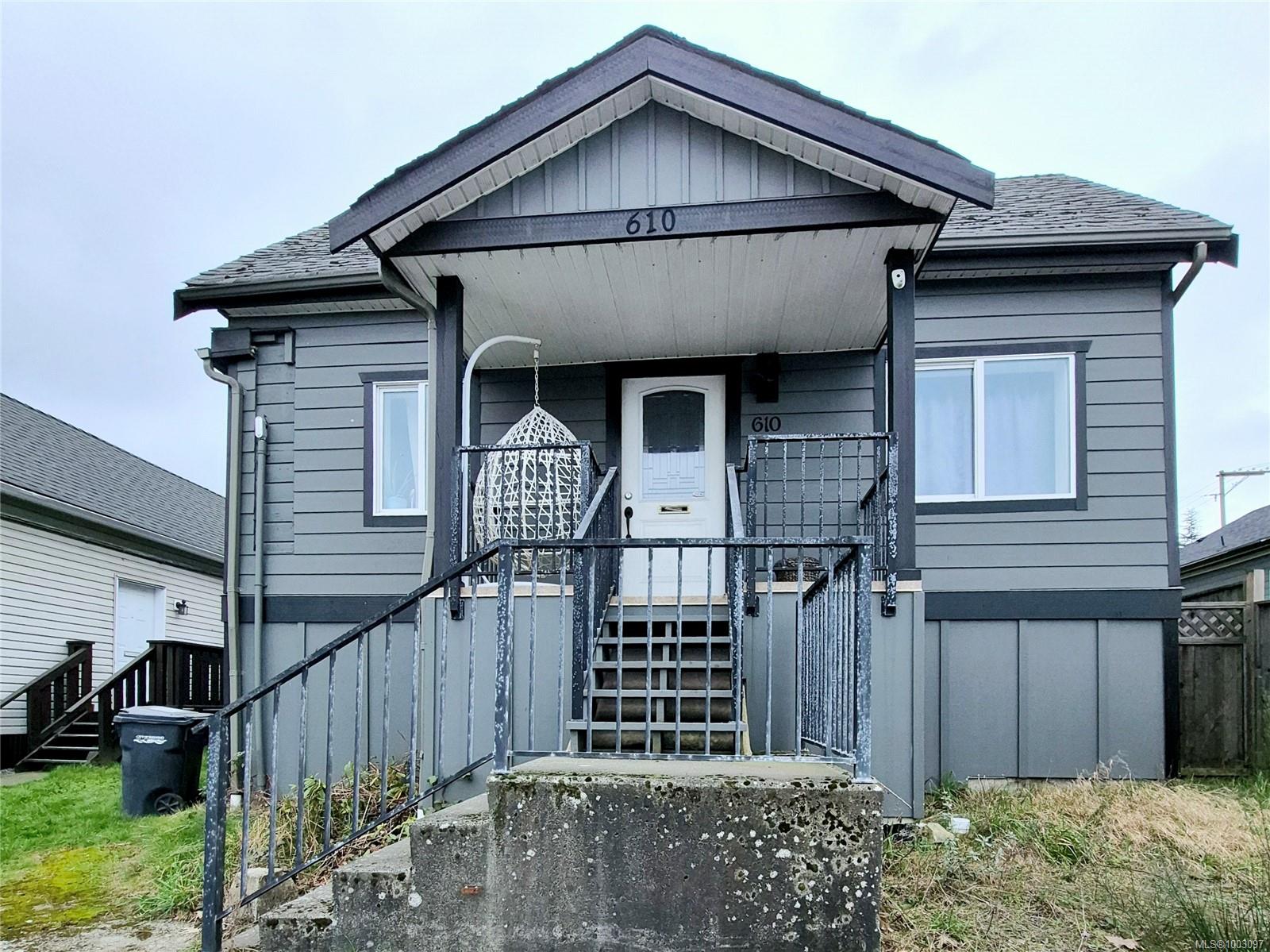 $499,000 - 610 Nicol St<br>British Columbia, V9R 4T9