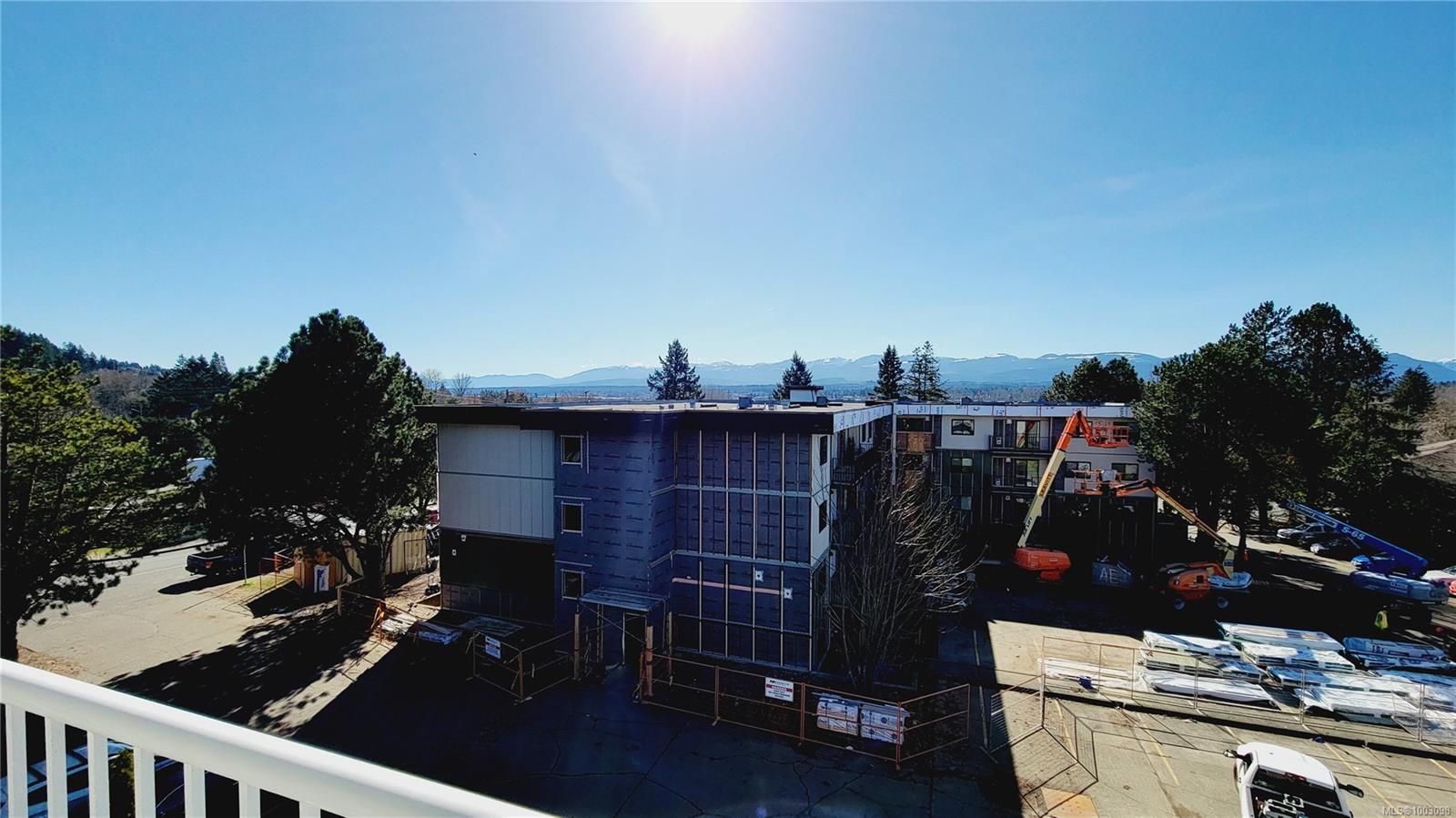 $279,000 - 175 Centennial Dr<br>British Columbia, V9N 7M4