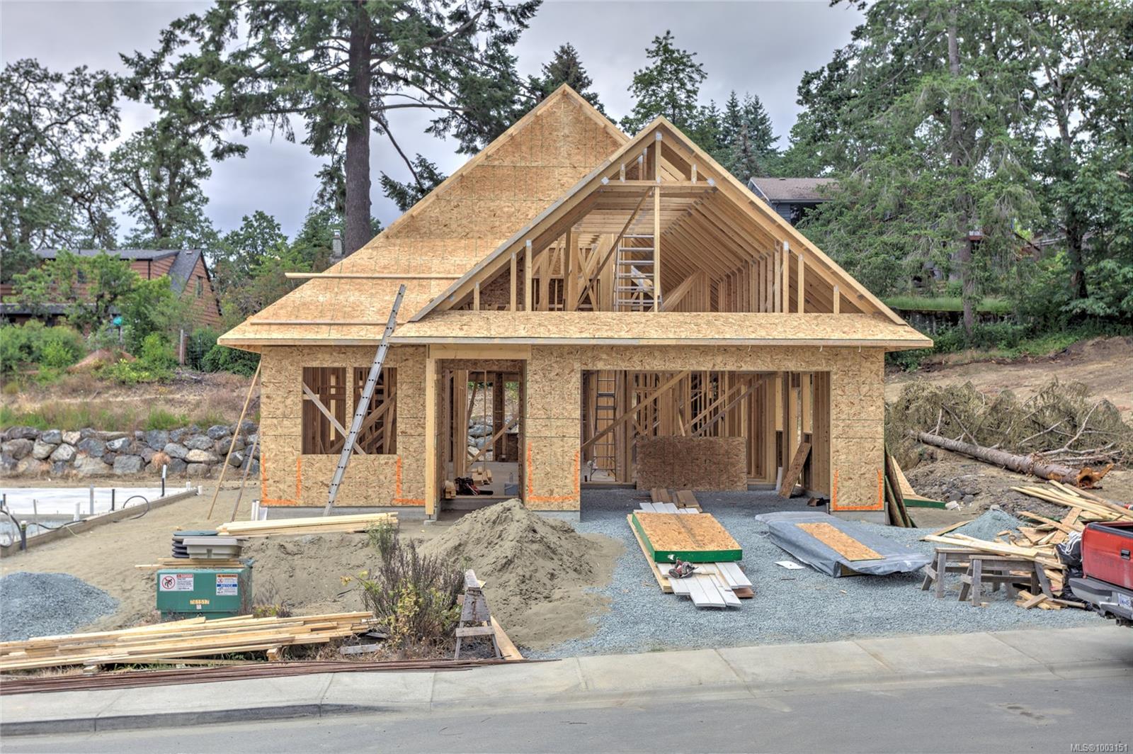 $899,000 - 2033 Oakhill Pl<br>British Columbia, V9L 0J2