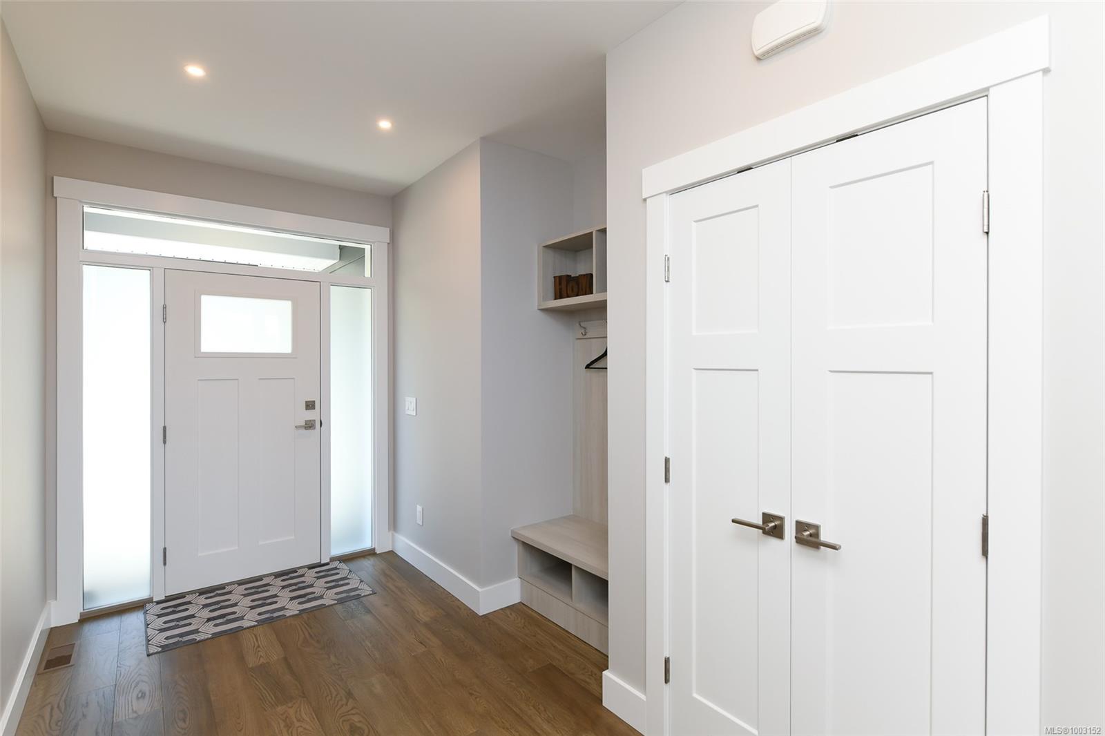 $1,220,000 - 3400 Rhys Rd<br>British Columbia, V9N 0B7