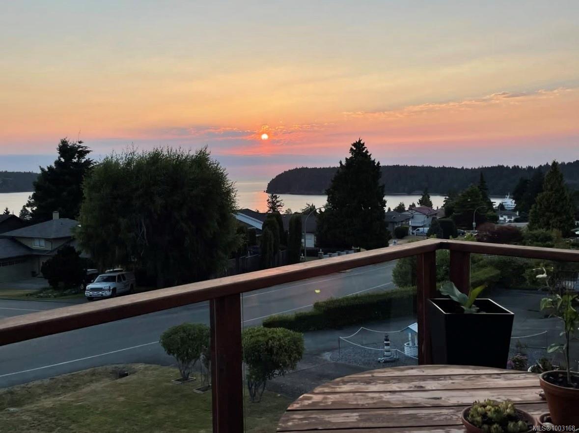 $1,199,900 - 15 Cilaire Dr<br>British Columbia, V9S 3C9