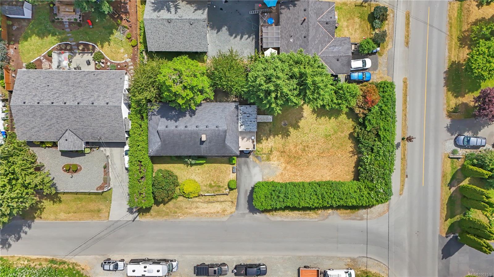$749,900 - 7361 Lynn Dr<br>British Columbia, V0R 2H0