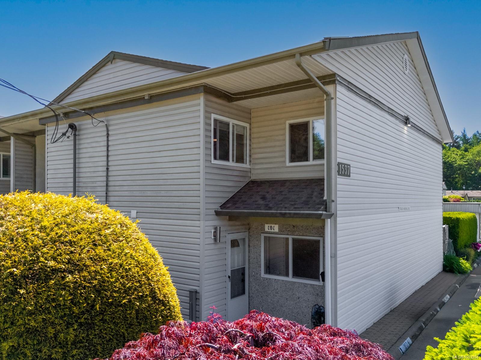 $474,900 - 1537 Noel Ave<br>British Columbia, V9M 3H8