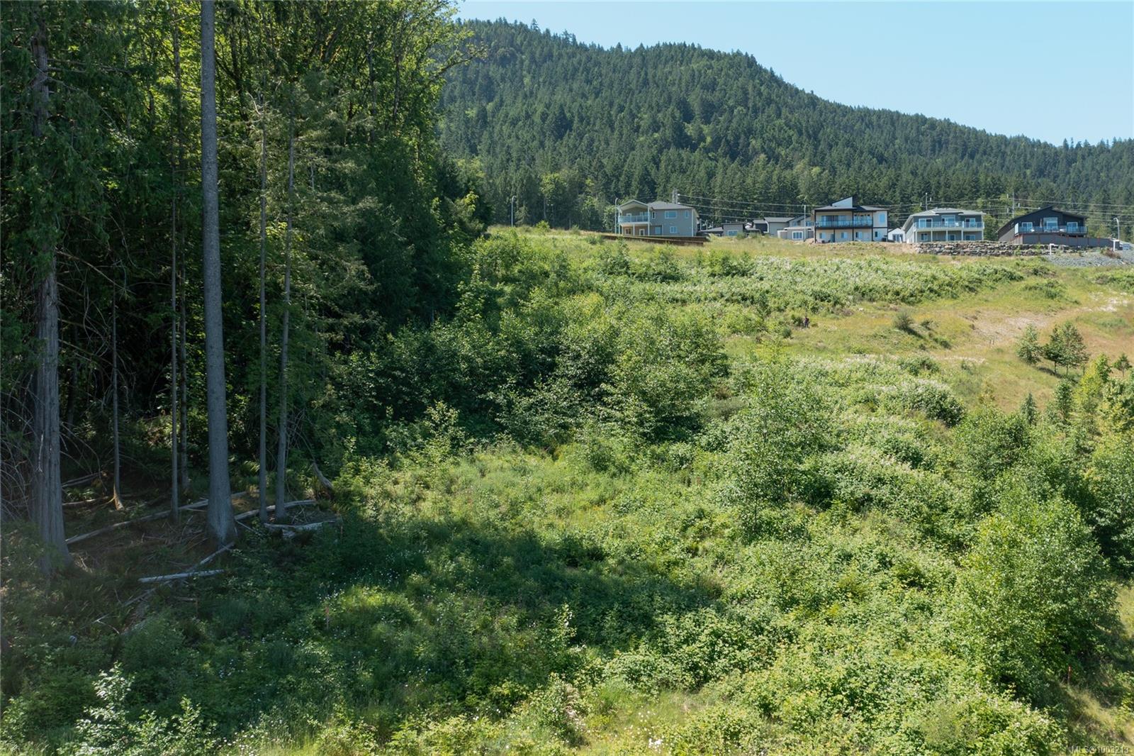 $1,250,000 - 128 Rollie Rose Dr<br>British Columbia, V9G 1T7
