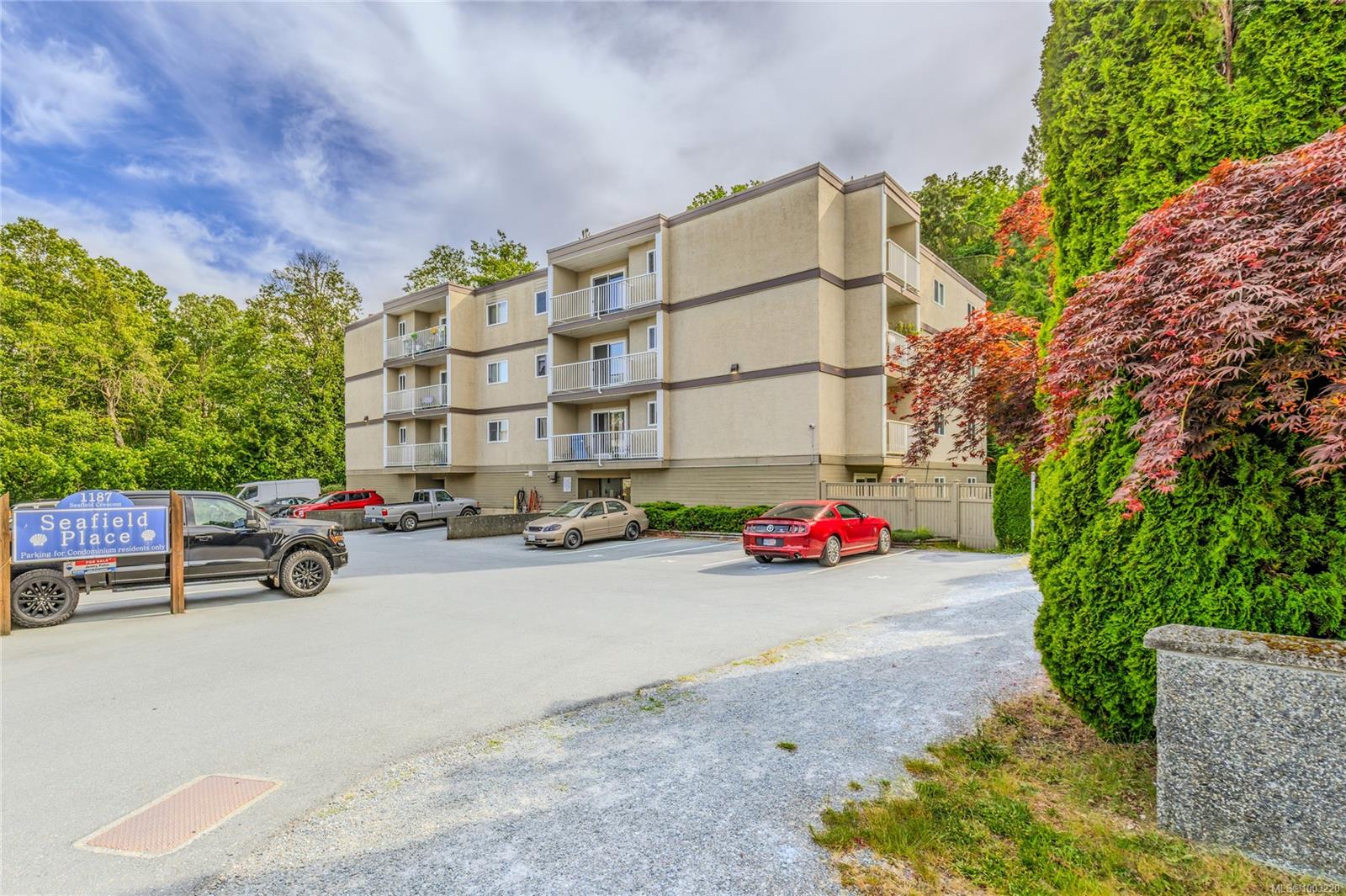1187 Seafield Cres, Na Central Nanaimo real estate property for sale in Nanaimo British Columbia, V9V 1J9