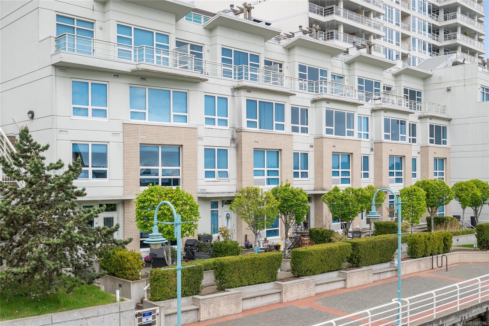 $884,900 - 38 Front St<br>British Columbia, V9R 0B9