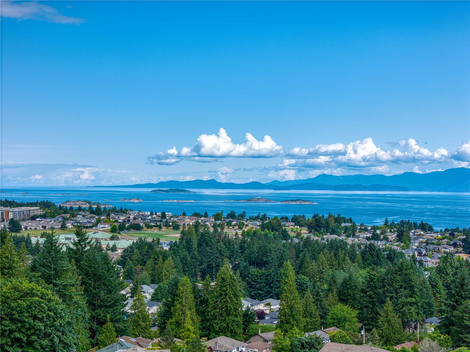 $1,399,000 - 5352 Coastview Pl<br>British Columbia, V9T 5Z9