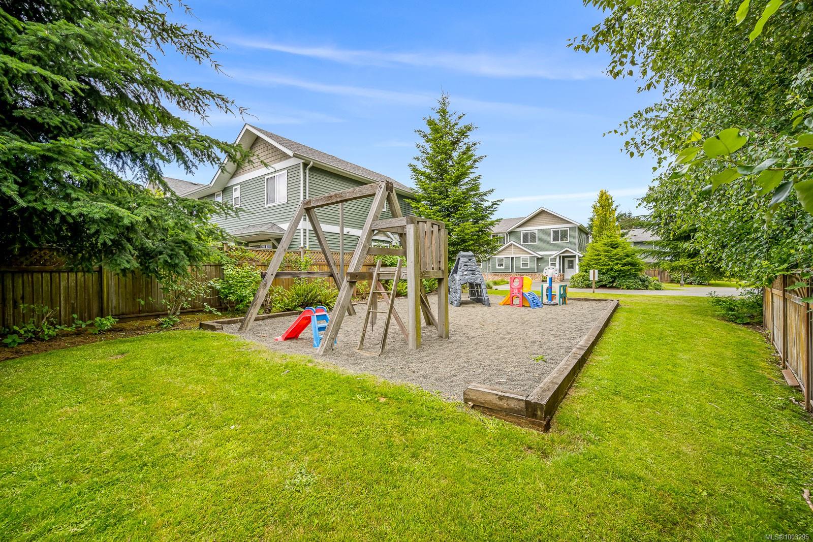 $450,000 - 170 Centennial Dr<br>British Columbia, V9N 9V7