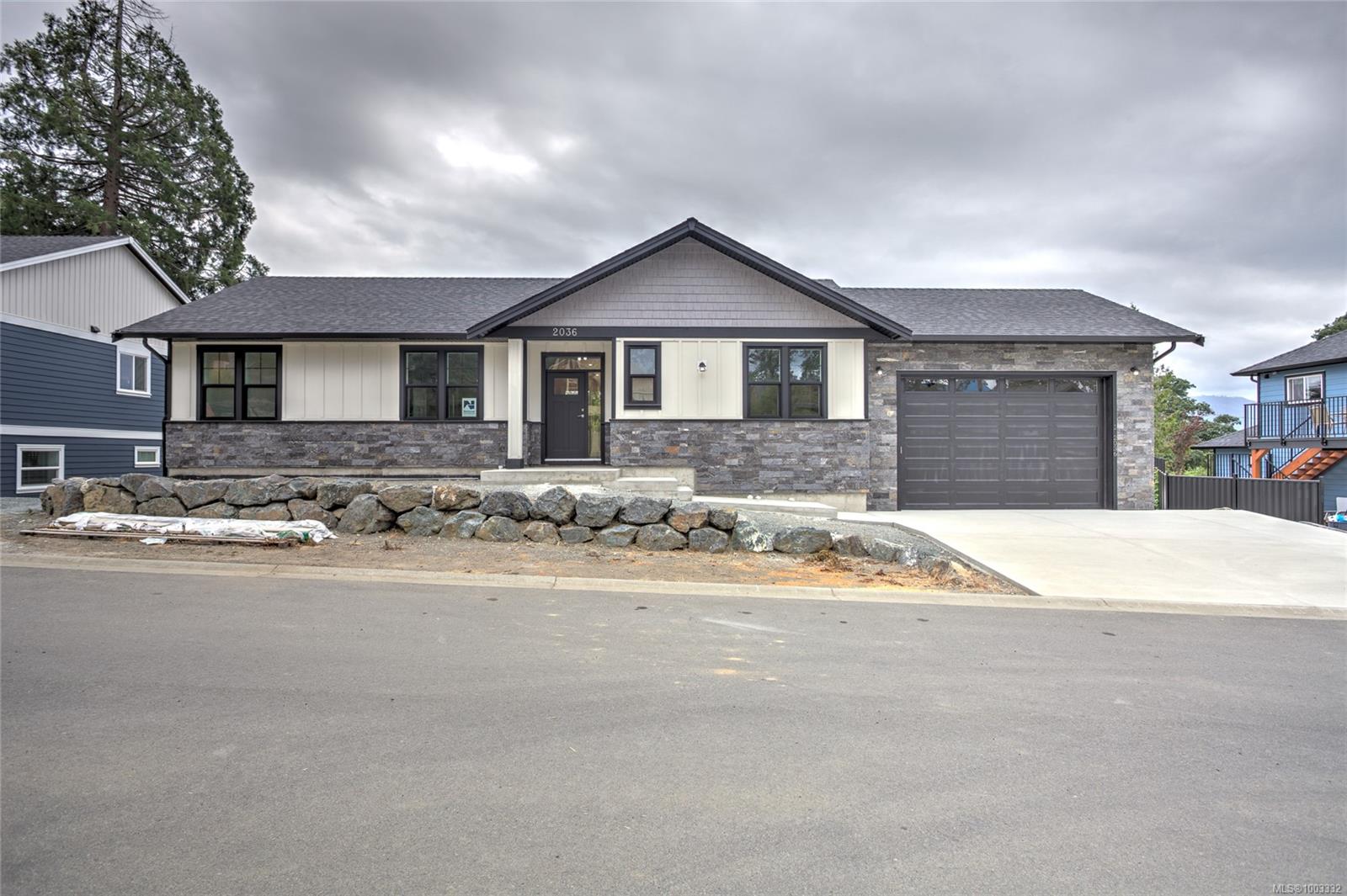 $1,199,000 - 2036 Oakhill Pl<br>British Columbia, V9L 0J2