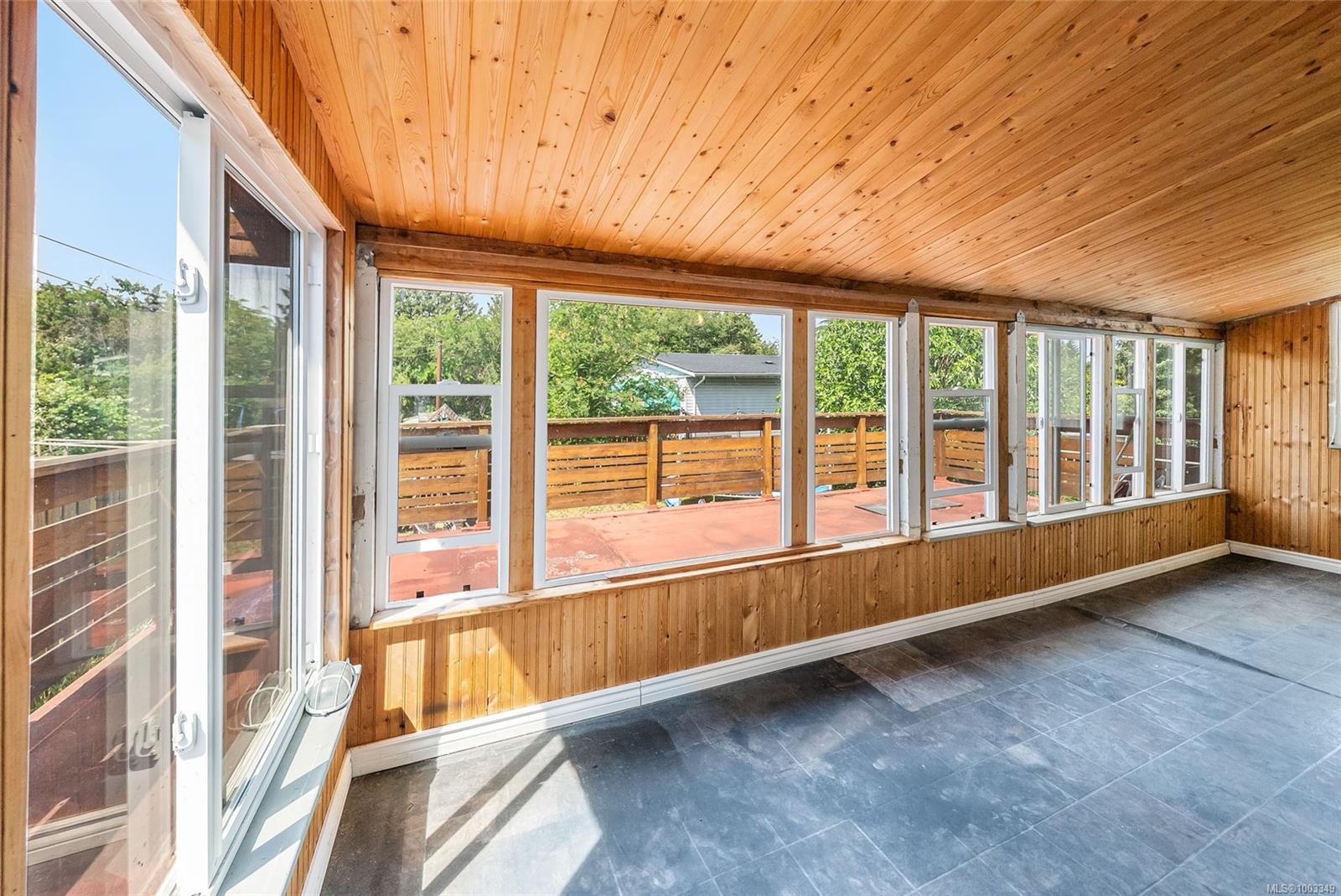 $709,900 - 186 Acacia Ave<br>British Columbia, V9R 3L5