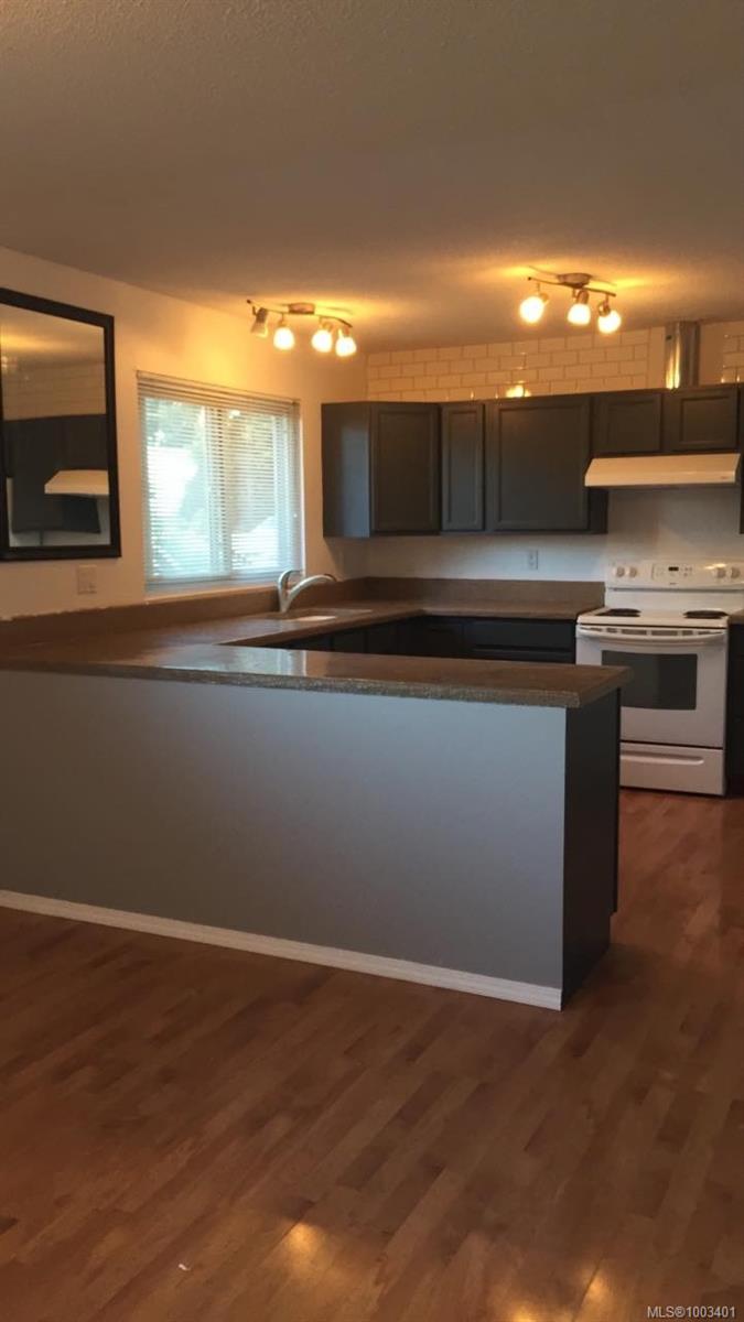 $624,900 - 937 Howard Ave<br>British Columbia, V9R 3T4