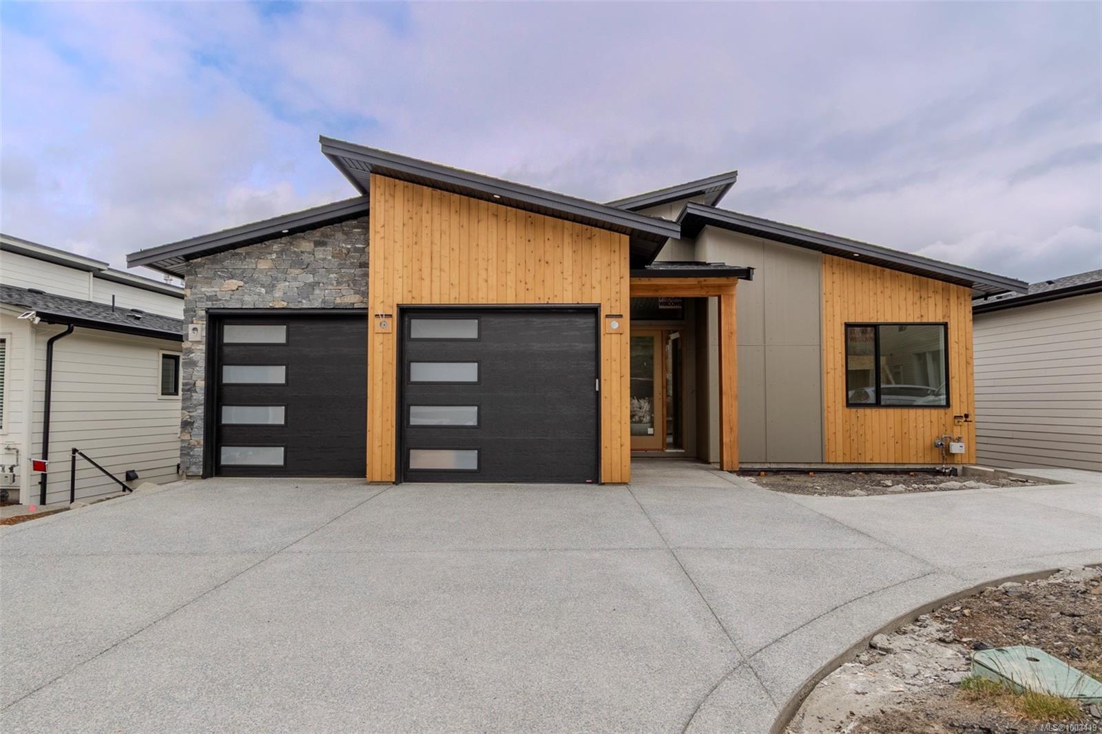 $1,267,000 - 3167 Woodrush Dr<br>British Columbia, V9L 0H5