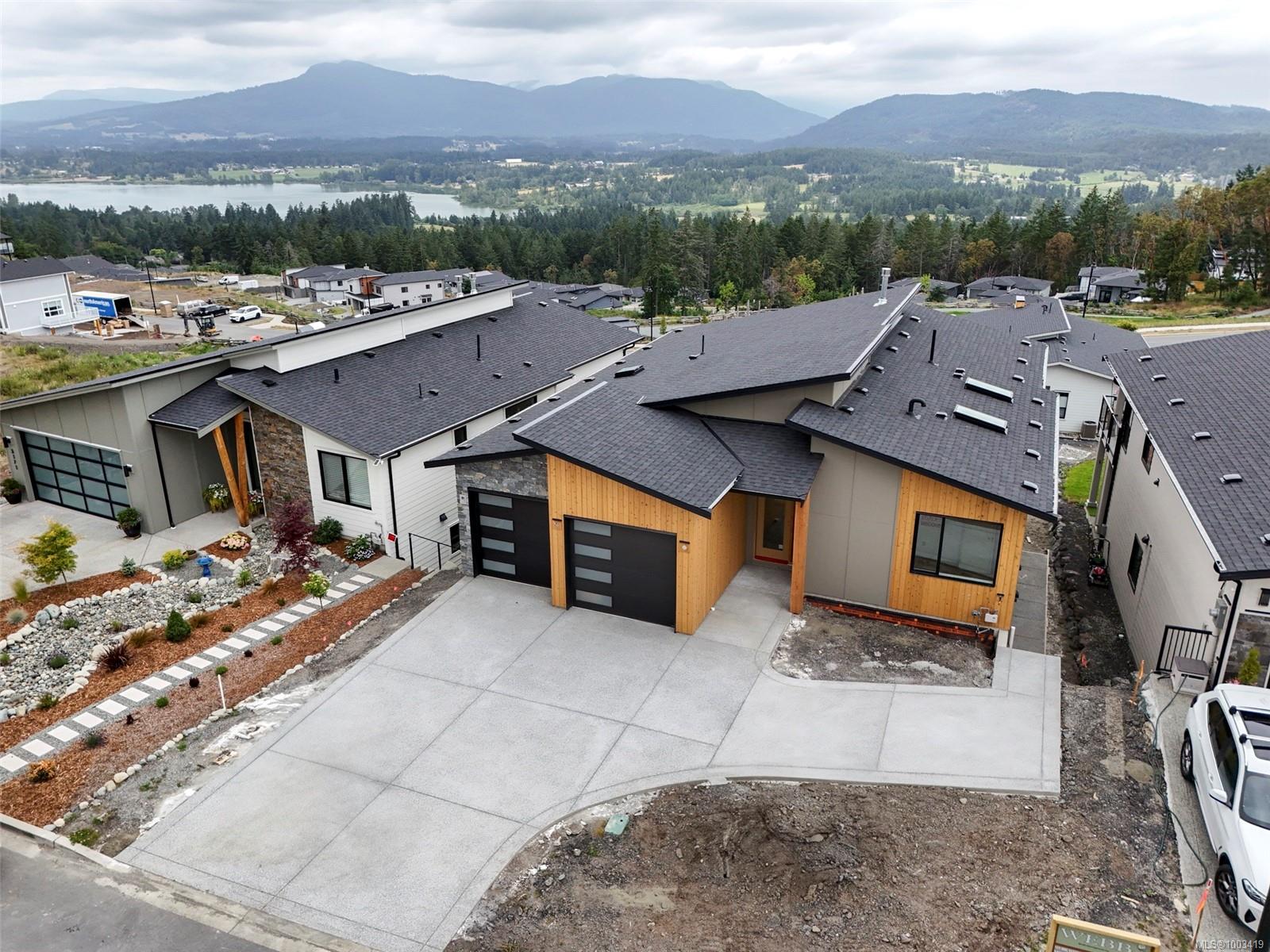 $1,267,000 - 3167 Woodrush Dr<br>British Columbia, V9L 0H5