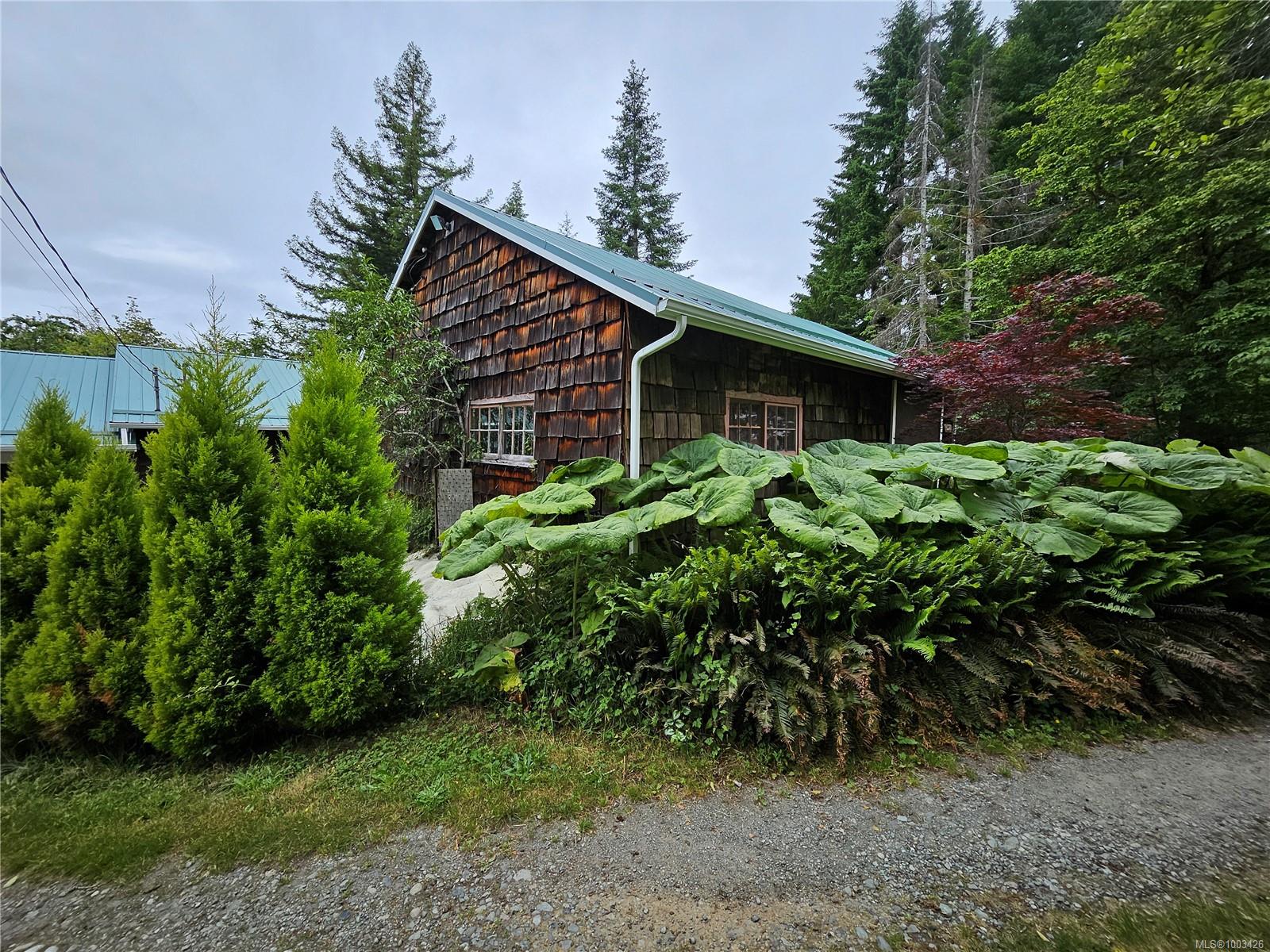 $679,000 - 2791 Burde St<br>British Columbia, V9Y 7M4