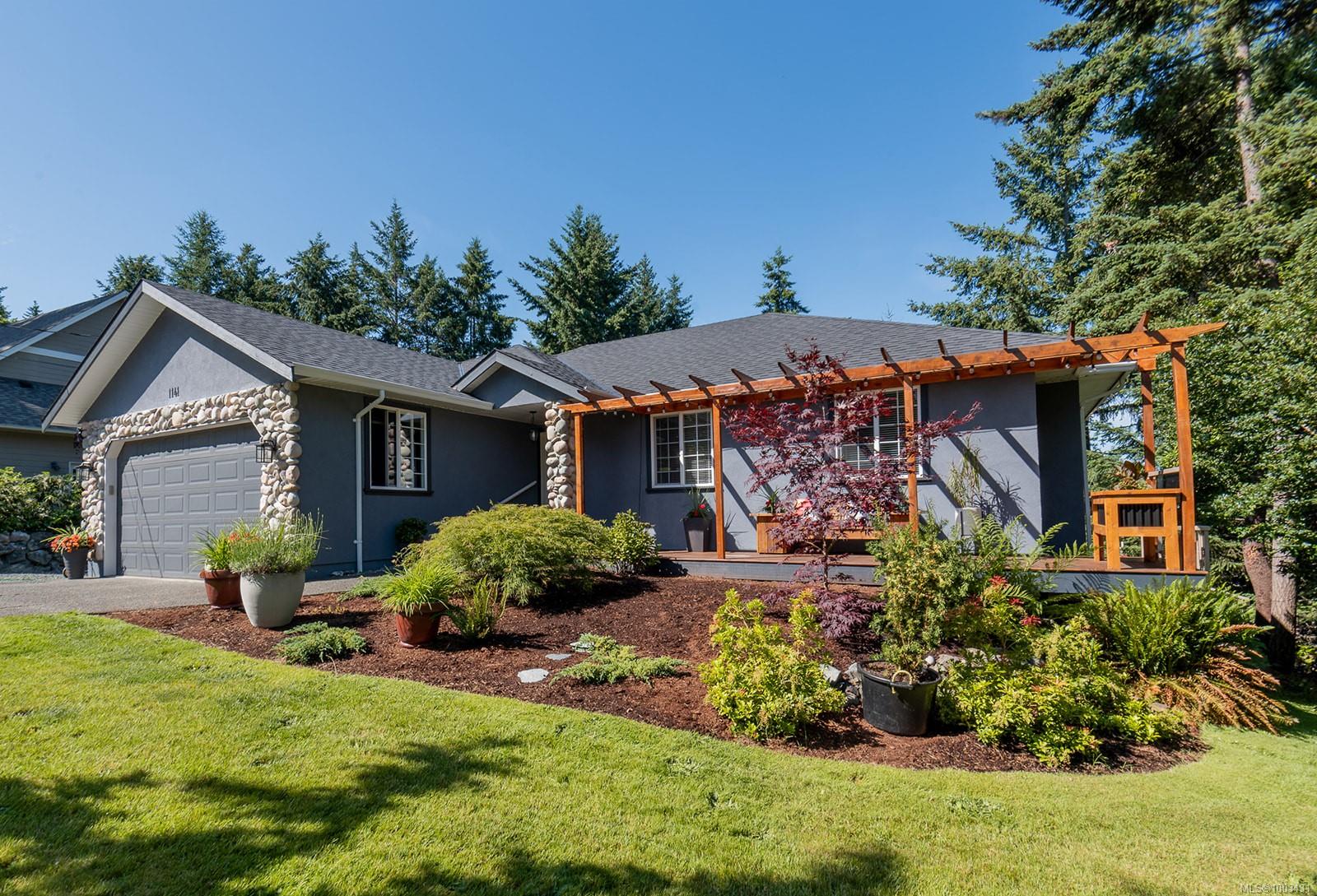 $1,050,000 - 1141 Kathleen Dr<br>British Columbia, V9L 5S4
