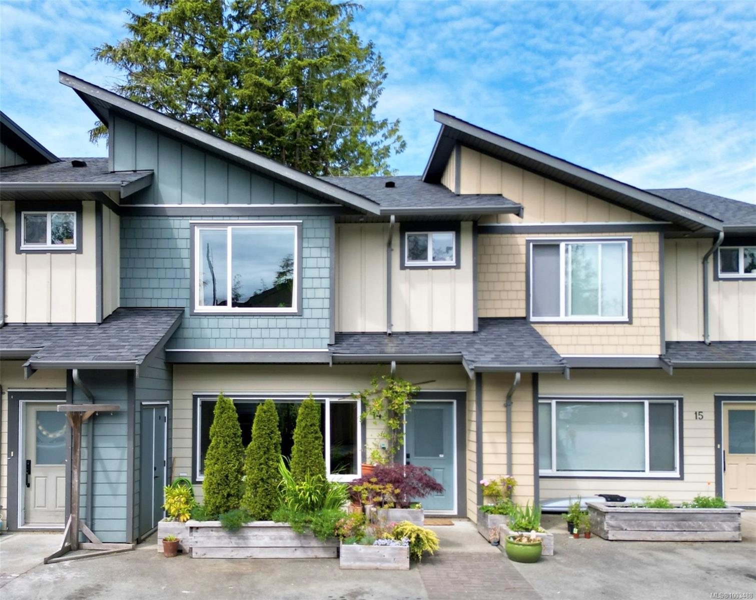 $895,000 - 625 Hellesen Dr<br>Tofino, British Columbia, V0R 2Z0