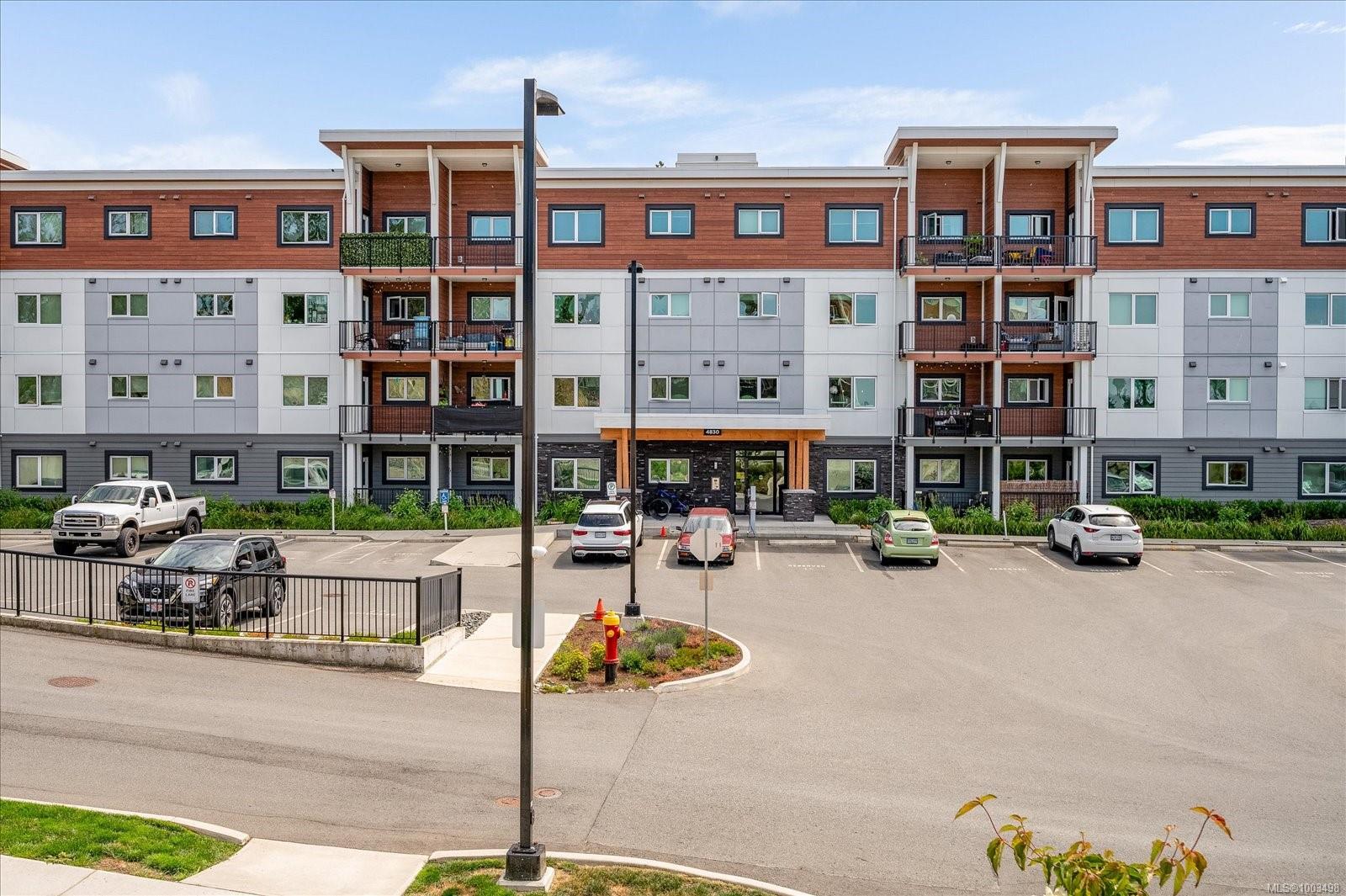 $504,500 - 4830 Cedar Ridge Pl<br>British Columbia, V9T 0M8