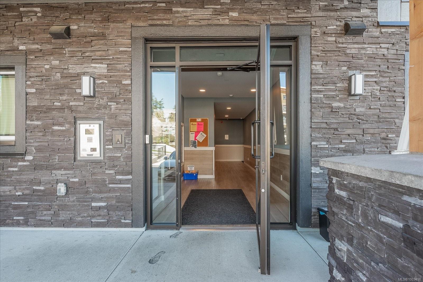 $504,500 - 4830 Cedar Ridge Pl<br>British Columbia, V9T 0M8